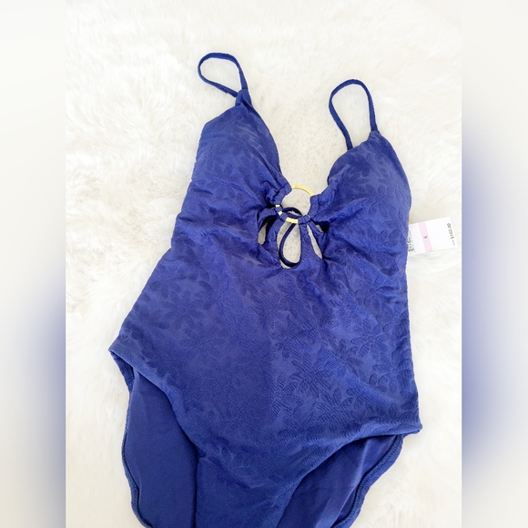 🦋TRINA TURK JOPLIN JAQUARD PETAL CUTOUT PLUNGE ONE PIECE SWIMSUIT SIZE 6 - Picture 3 of 7